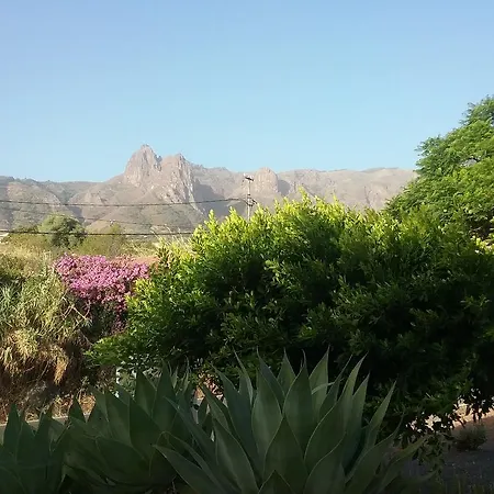 Сasa de vacaciones Finca La Higuerilla Tenteniguada